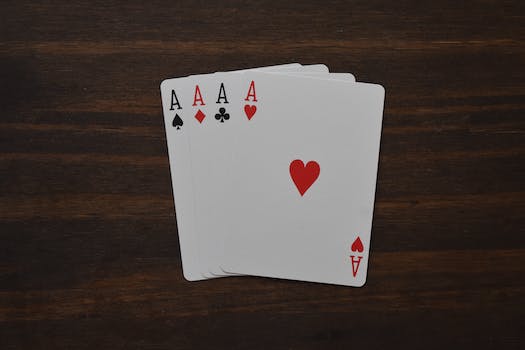 Omaha Poker vs. Texas Hold'em: Which Game Suits You?
